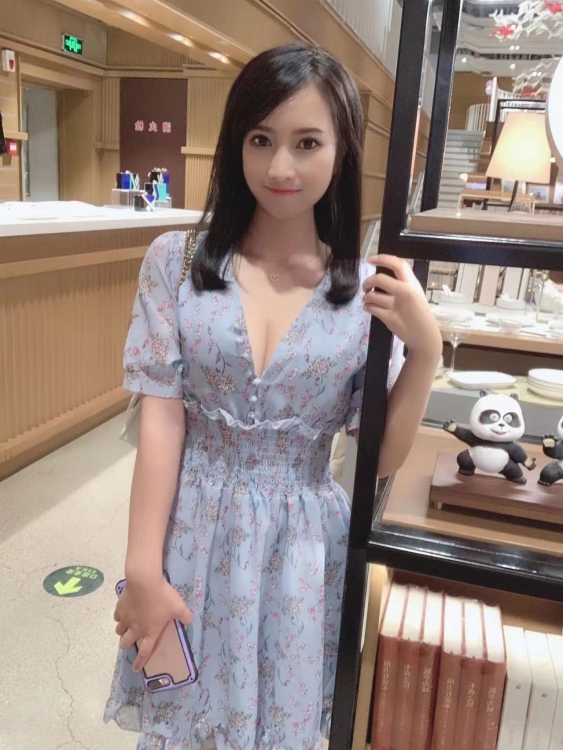 17c05efa23d1ff84e59459b9bc9302add715.jpg